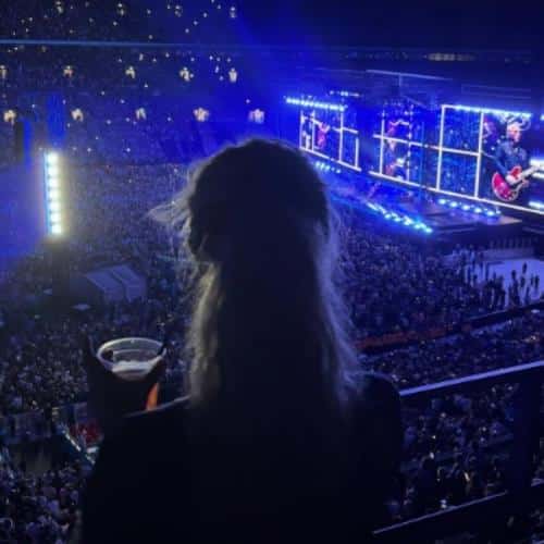 « La plus belle année de ma vie » : Anais Gallagher marque la fin de la tournée Oasis Live '25
            

