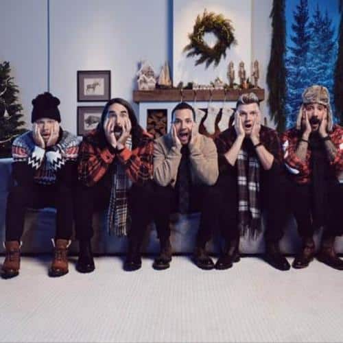 Les Backstreet Boys offrent à leurs fans une édition numérique de luxe de l'album A Very Backstreet Christmas
            

