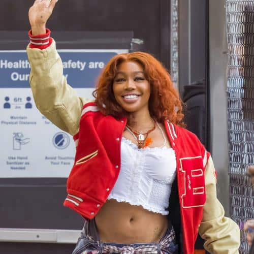 SZA aborde la « étrange » querelle de Nicki Minaj : « Je ne la connais pas »
            

