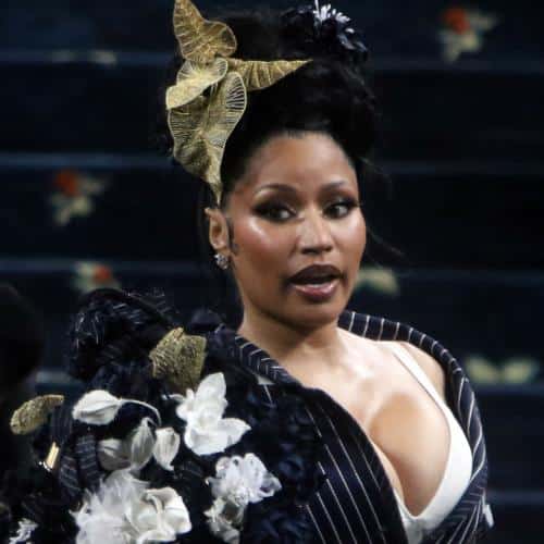 Nicki Minaj qualifie Donald Trump et JD Vance de « modèles » pour les jeunes hommes
            

