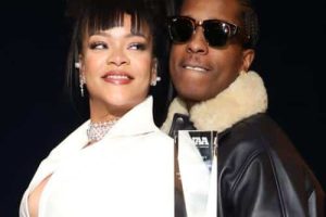 Rihanna fait allusion à ses projets pour le bébé numéro quatre