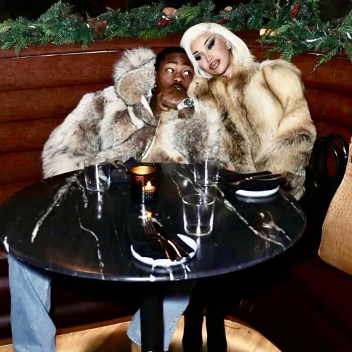 Cardi B et Stefon Diggs suscitent des spéculations sur leur séparation
            

