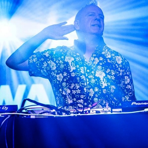 Fatboy Slim offre une ouverture énergique pour la semaine 26 des BRITs à Newcastle
            

