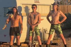 BASTARDANE, avec le fils CASTOR de JAMES HETFIELD, sort le nouveau single « Taciturne & Morose » produit par JOSEPH DUPLANTIER