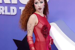 Chappell Roan présente ses excuses à la famille du footballeur suite à un incident de sécurité