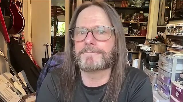 BLABBERMOUTH.NET