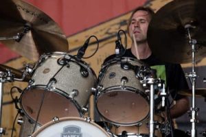 Les Foo Fighters ont accepté de ne pas donner de détails à Josh Freese sur les raisons de son licenciement.