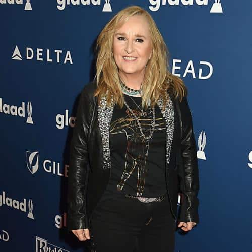 Melissa Etheridge ravie de faire un duo avec Chris Stapleton sur le morceau émotionnel The Other Side of Blue
            

