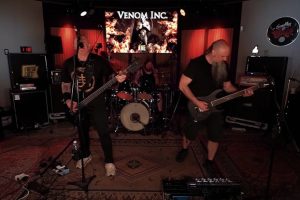 Voir la performance en studio de VENOM INC. pour la station de radio 92,5 KISS FM du Brésil