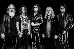 LEX LEGION, mettant en vedette les membres classiques de KING DIAMOND MIKKEY DEE, ANDY LA ROCQUE, PETE BLAKK et HAL PATINO, annonce son tout premier spectacle en direct