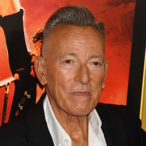 Bruce Springsteen dénonce la violence politique après la fusillade du dîner des correspondants de la Maison Blanche
            

