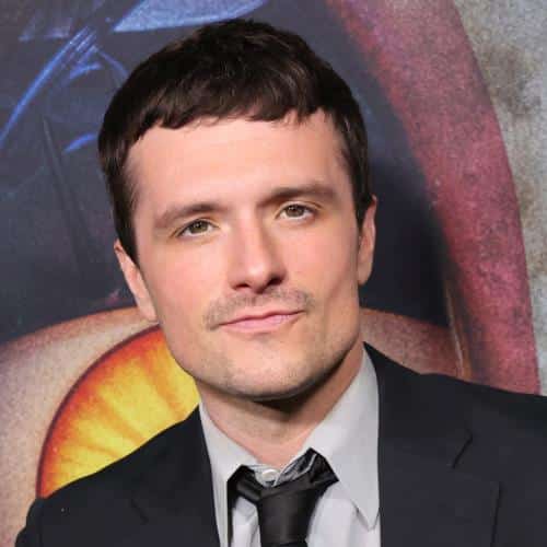Josh Hutcherson clarifie ses commentaires sur la musique de Taylor Swift
            

