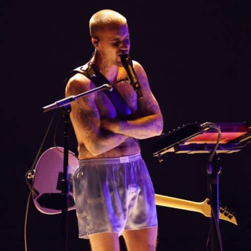 Justin Bieber rejoint par Billie Eilish, SZA et plus à Coachella
            

