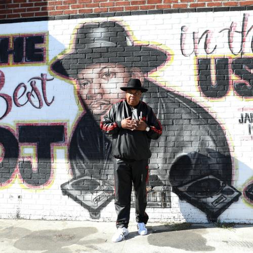 L'accusé plaide coupable du meurtre de Jam Master Jay
            

