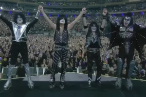 PAUL STANLEY dans l&rsquo;émission KISS Avatar : « Vous devez construire une arène pour vous assurer que le siège de chacun présente la distance et l&rsquo;angle de vue parfaits »