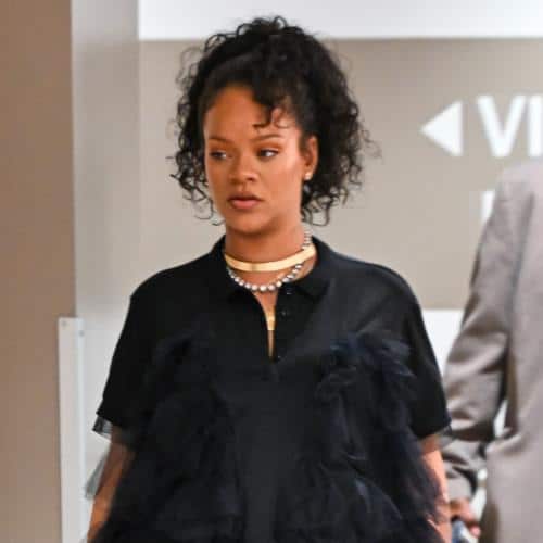 Rihanna met fin aux rumeurs de grossesse
            

