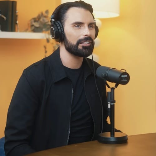 Rylan accueillera l'ARIAS 2026 alors que les nominés sont révélés pour la plus grande soirée audio
            

