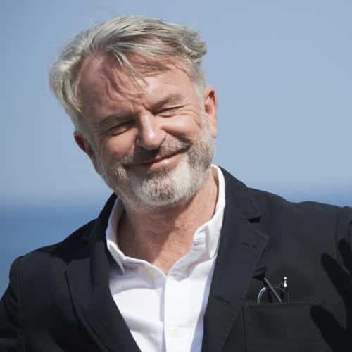 Sam Neill annonce qu'il n'a plus de cancer : "On aurait dit que j'étais sur le point de m'en sortir"
            

