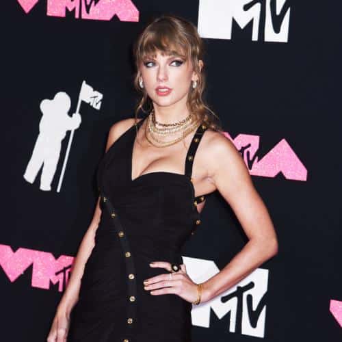 Taylor Swift nommée l'artiste la plus écoutée de tous les temps sur Spotify
            

