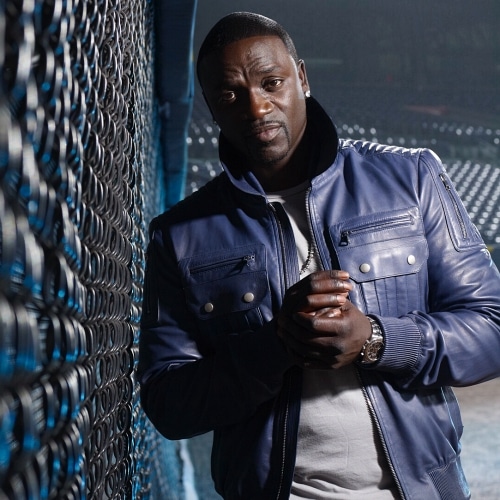 Akon révèle que Lady Gaga avait immédiatement l'éclat d'une superstar
            

