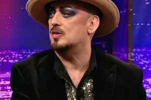 Boy George a pour objectif d&rsquo;écrire la future entrée britannique à l&rsquo;Eurovision