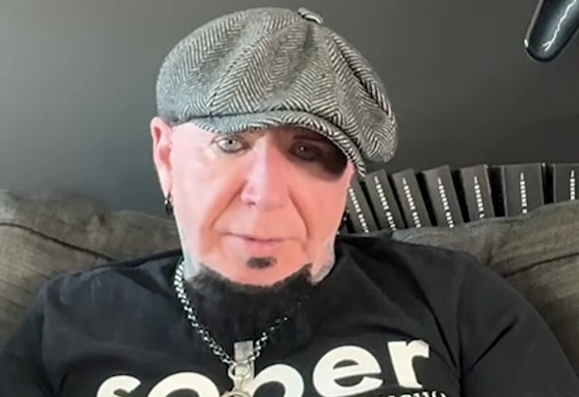 BLABBERMOUTH.NET