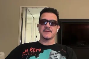 CHARLIE BENANTE d&rsquo;ANTHRAX sur le single « It&rsquo;s For The Kids » : « Nous voulions sortir quelque chose qui montre que nous ne ralentissons pas »