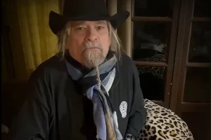 CHRIS HOLMES, ancien guitariste de WASP, lutte contre le cancer de la prostate