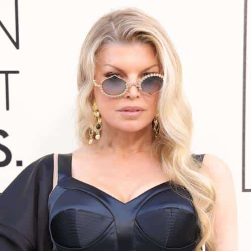Fergie retrouve les Black Eyed Peas sur scène aux AMA
            

