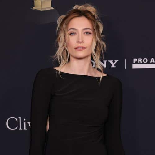 Paris Jackson reçoit une «échographie au cou» suite à l'inquiétude d'un fan
            

