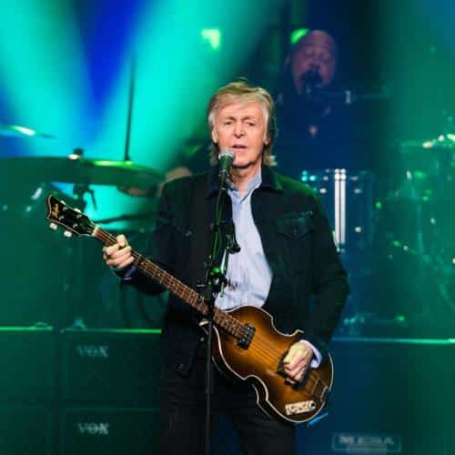 Paul McCartney veut que la couverture secrète des Beatles de Prince soit publiée
            

