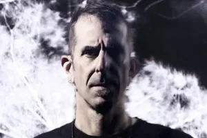 RANDY BLYTHE de LAMB OF GOD : « Les jeunes doivent devenir politiquement conscients et politiquement engagés dans le processus »