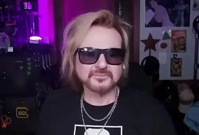 BLABBERMOUTH.NET