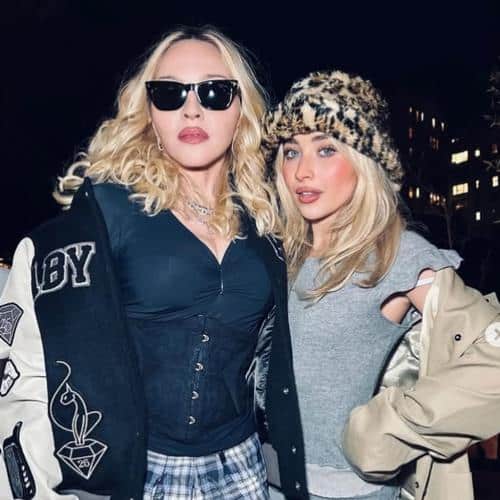 Sabrina Carpenter exhorte ses fans à danser sur le nouveau duo de Madonna
            

