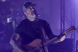 STAIND sortira « Break The Cycle – 25th Anniversary Live » en août