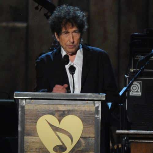 Bob Dylan donne des conseils pour fêter ses 80 ans à l'occasion de l'anniversaire de Donald Trump