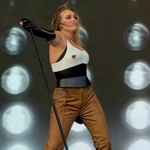 "C'était traumatisant" Perrie Edwards partage l'expérience déchirante de deux fausses couches