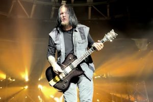 DAN DONEGAN déclare que DISTURBED ne jouera que deux émissions cette année : « Nous essayons toujours d&rsquo;élaborer un plan de match » pour 2027