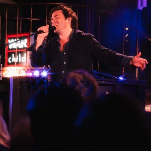 Jack Savoretti sur la longévité, déménager dans les Cotswolds et se pencher sur une crise de la quarantaine
