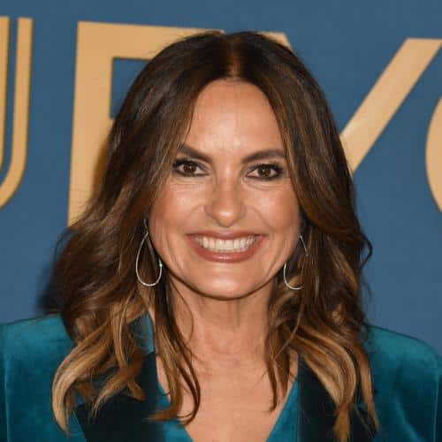 Le calendrier de Mariska Hargitay suscite des spéculations sur la date du mariage de Taylor Swift