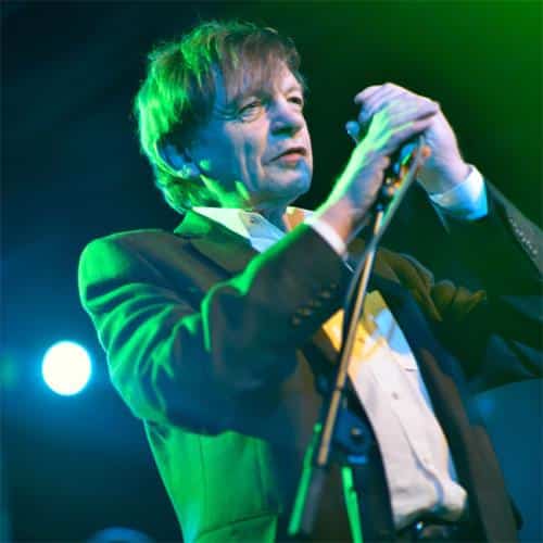 Le dernier album de Mark E. Smith, Post Script, est sur le point de sortir avec « 9 bangers absolus »
            

