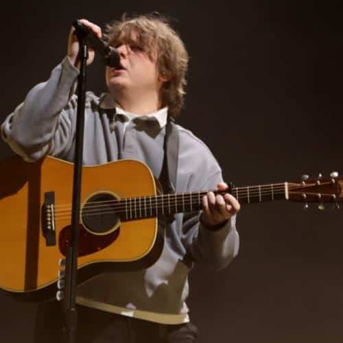 Lewis Capaldi fait le point sur le troisième album