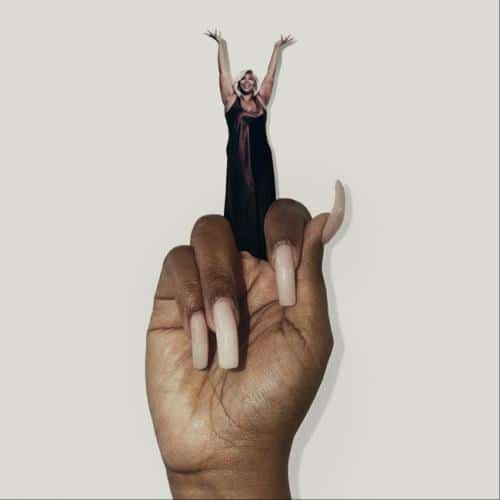 Lizzo réécrit le sens de Bitch avec un nouvel album audacieux
            

