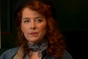 MELISSA AUF DER MAUR sortira son livre « Mes photographies rock des années 90 » en septembre
