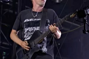 Muse s&rsquo;apprête à décrocher son huitième album numéro 1 avec The Wow ! Signal