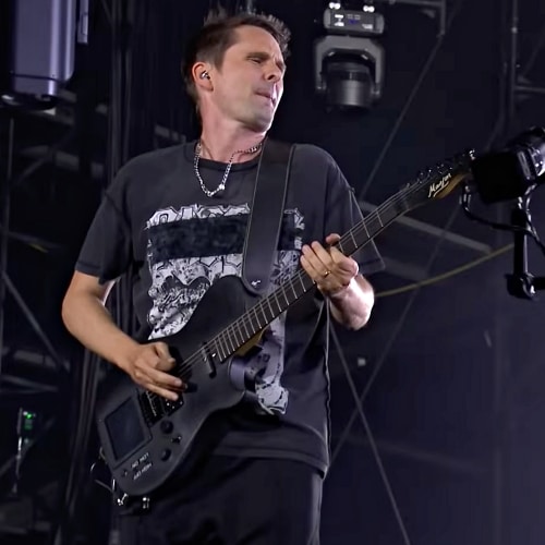 Muse s'apprête à décrocher son huitième album numéro 1 avec The Wow ! Signal