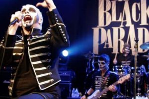 My Chemical Romance présente des « mises à jour spéciales » alors que les légendes emo lancent une communauté de fans en ligne