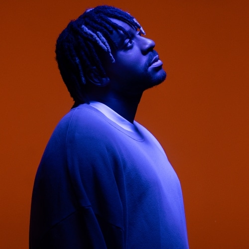 Myles Smith envisage son premier album numéro 1 avec son premier LP My Mess, My Heart, My Life
