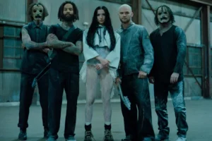 POPPY partage le clip vidéo « Dying To Forget »