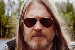TED &lsquo;NOCTURNO CULTO&rsquo; SKJELLUM de DARKTHRONE annonce que son nouveau groupe AVRAK sortira son premier album cet automne